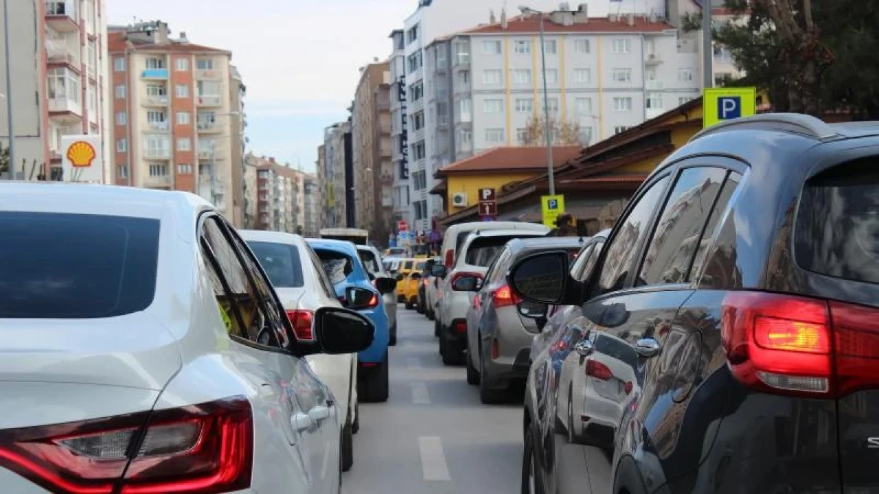 Eskişehir'de Trafiğe Kayıtlı Araç Sayısı Arttı!